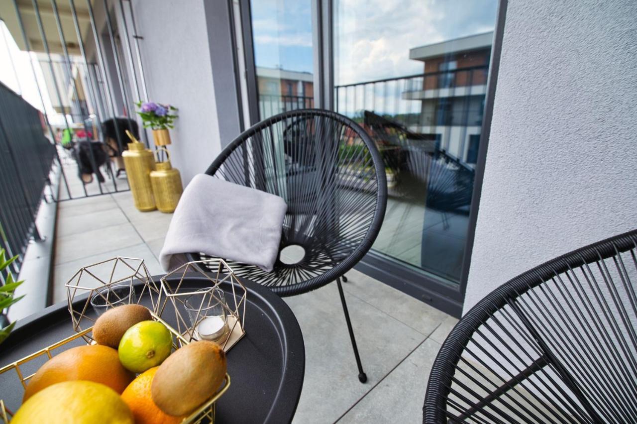Apartpark Centrum Zator Luaran gambar