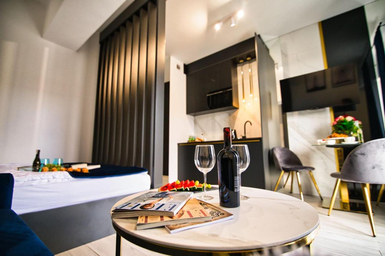 Apartpark Centrum Zator Luaran gambar